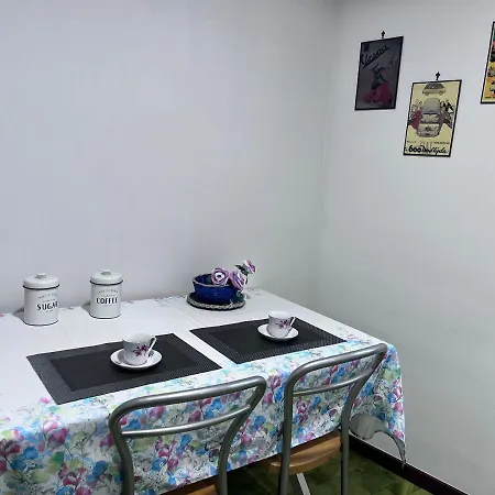 Casa Piemont アパート カザーレ・モンフェッラート